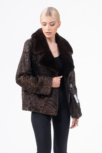 Куртка из меха каракульчи с английским воротником из меха не стриженой норки K-504-05