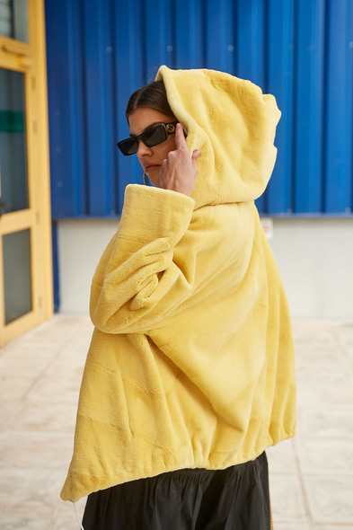 Куртка из меха стриженой норки с капюшоном N-445-03