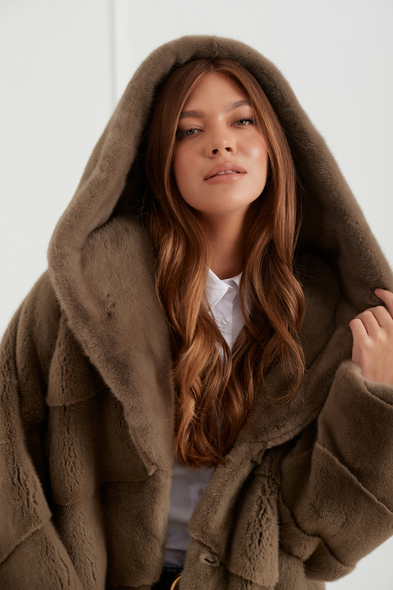 Куртка из меха стриженой норки с капюшоном N-447-03