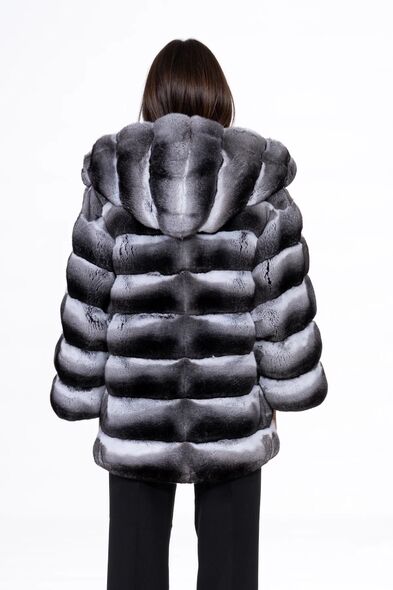 Куртка из меха шиншиллы с капюшоном H-505-05