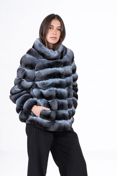 Куртка из меха шиншиллы с воротником стойка H-508-03