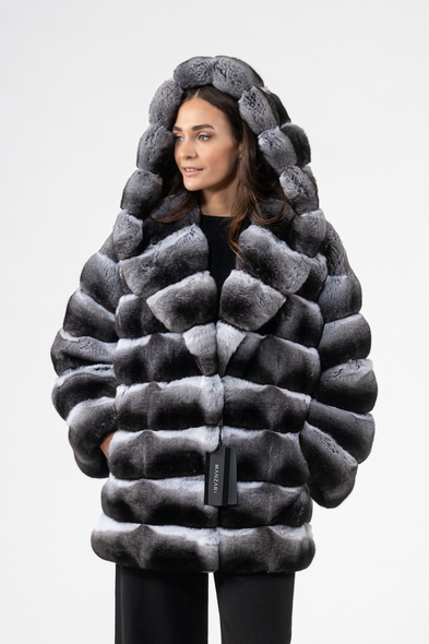 Полупальто из меха шиншиллы с капюшоном H-608-03