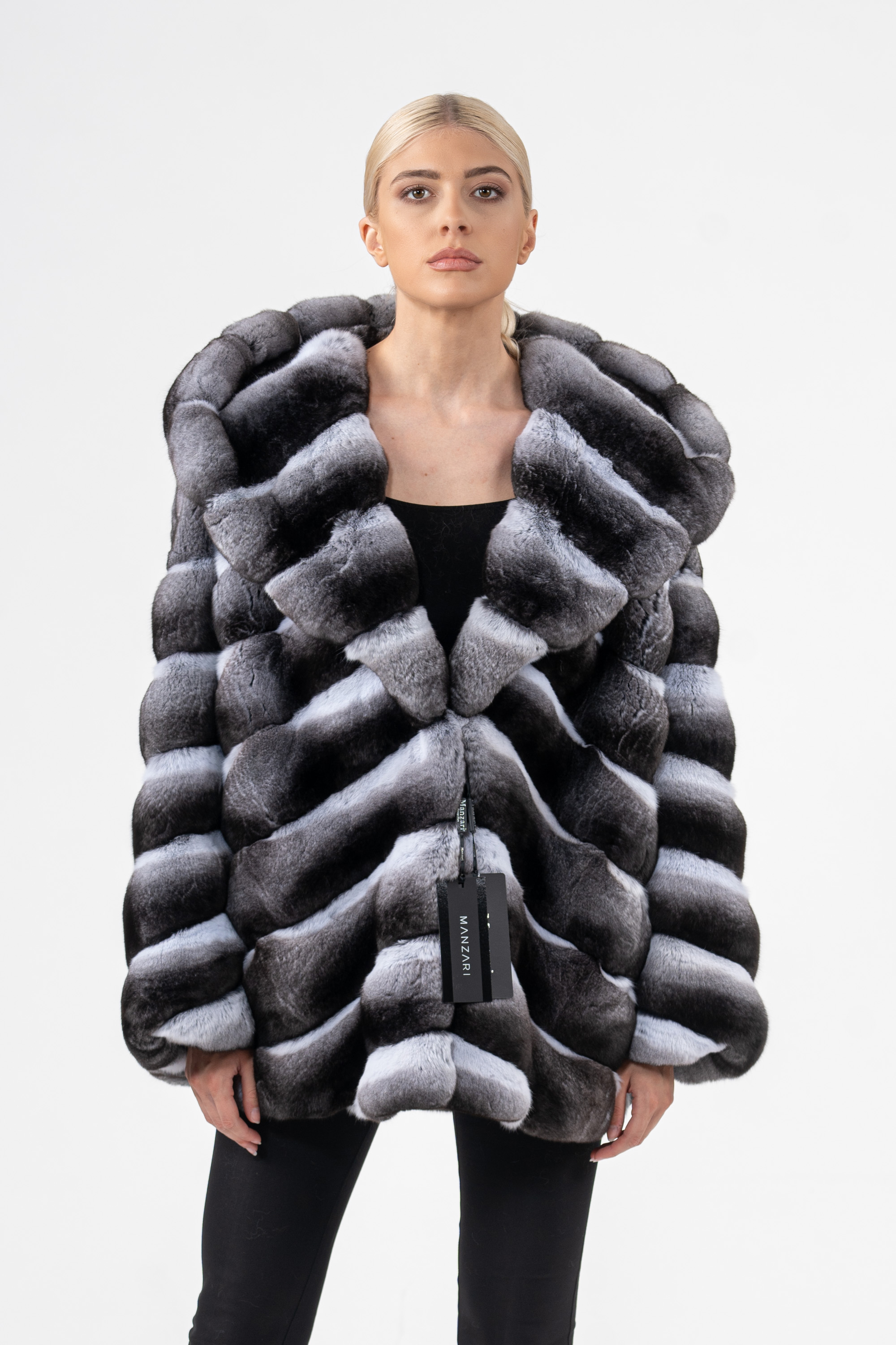 Куртка из меха шиншиллы с капюшоном H-609 Куртка из меха шиншиллы с капюшоном H-609