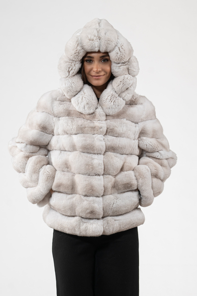 Куртка из меха шиншиллы с капюшоном H-610-02
