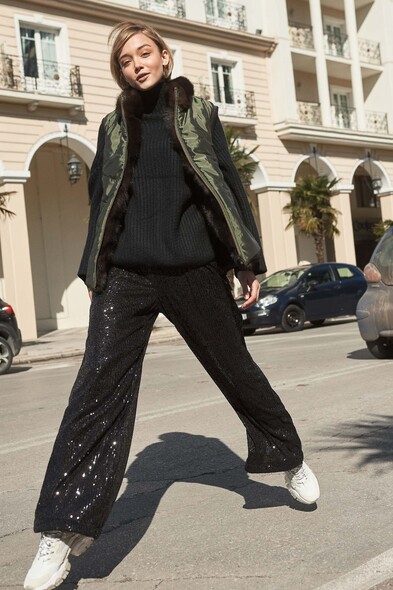 Жилетка из меха баргузинского соболя, двусторонняя S-401-02