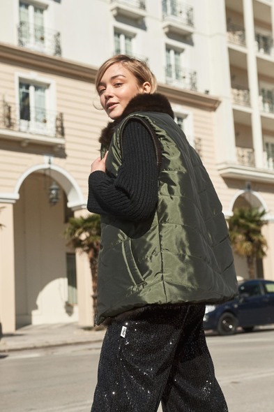 Жилетка из меха баргузинского соболя, двусторонняя S-401-04