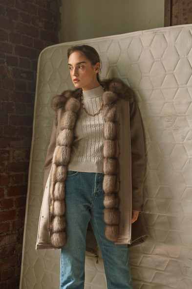 Парка из меха баргузинского соболя, с капюшоном двусторонняя S-420-04