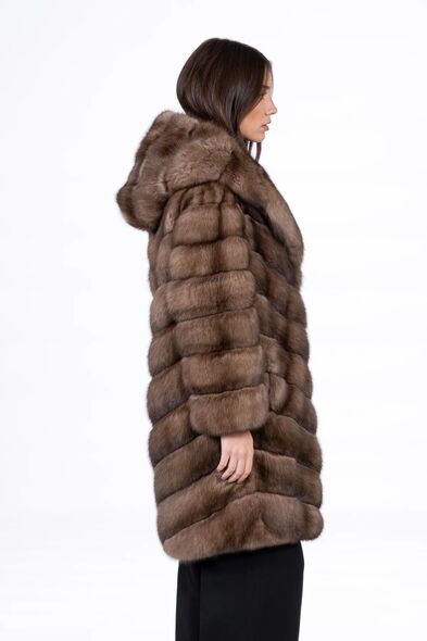 Полупальто из меха баргузинского соболя с капюшоном S-510-03