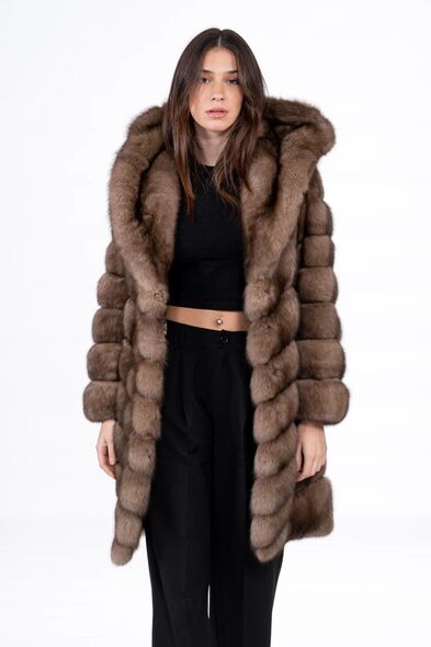 Полупальто из меха баргузинского соболя с капюшоном S-510-06