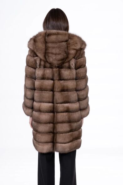 Полупальто из меха баргузинского соболя с капюшоном S-511-05