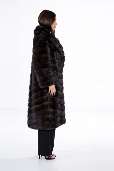 Пальто из меха баргузинского соболя с шалевым воротником S-513-04