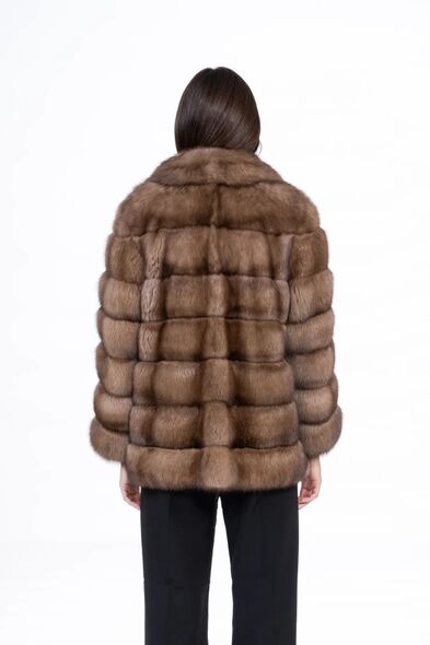 Куртка из меха баргузинского соболя с английским воротником S-522-05