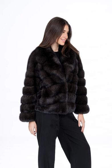 Куртка из меха баргузинского соболя с английским воротником S-531-02