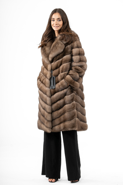 Полупальто из меха баргузинского соболя с английским воротником S-642-02